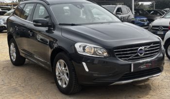 VOLVO XC60 D3 Geartronic R-design 2.0D 150CV 2017 pieno