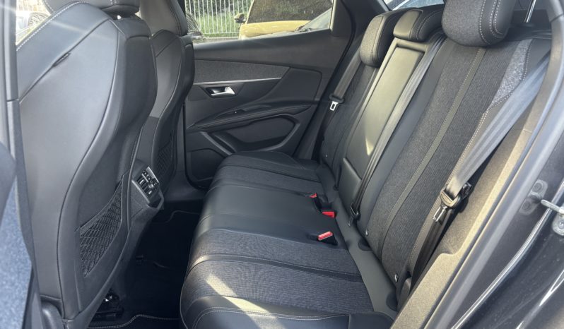 PEUGEOT 3008 GTLine 130CV  2018 pieno