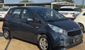 KIA VENGA 1.4benzina COOL 90CV 2017 pieno
