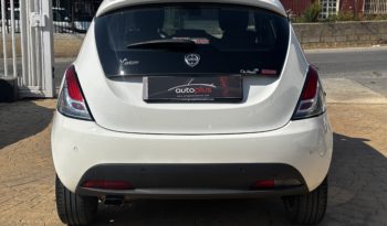 LANCIA YPSILON 1.3Mjet 95CV ELLE 2015 pieno