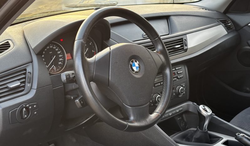 BMW X1 sDrive18d Futura 140CV pieno