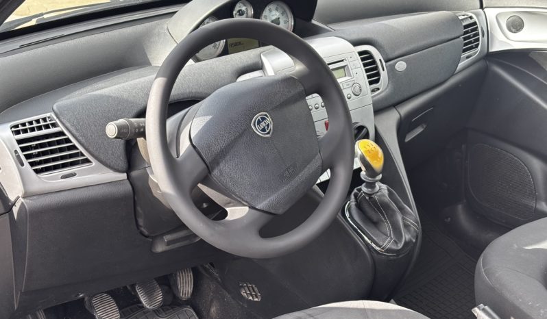 LANCIA YPSILON 1.2Benzina 69cv 2011 pieno