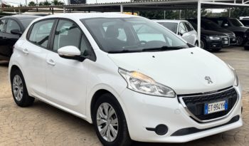 👉PEUGEOT 208 1.4 HDi 68 CV  Allure ⚙️1.4 HDI  50KW 68CV  📅 01/2014 pieno