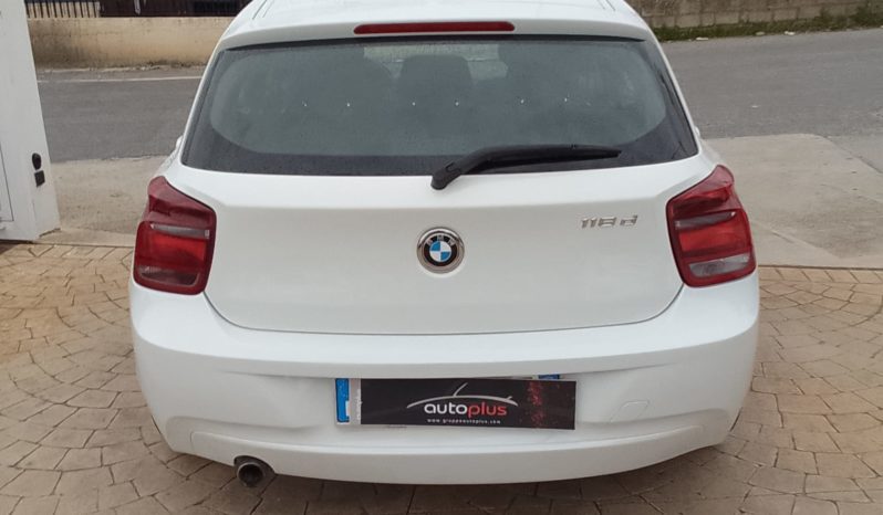 BMW 118D 2011 pieno