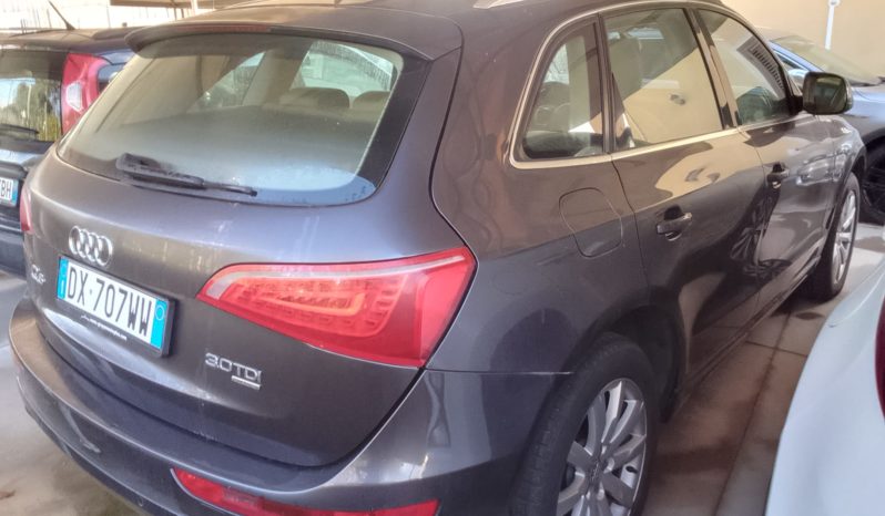 AUDI Q5 3.0 TDI 2009 pieno