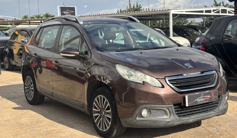 PEUGEOT 2008 pieno