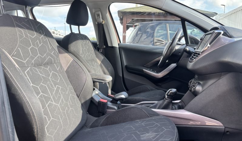 PEUGEOT 2008 pieno