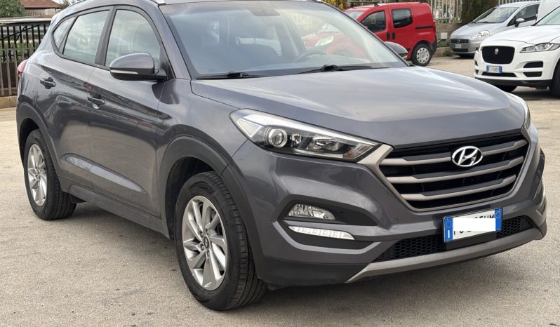 HYUNDAI TUCSON pieno
