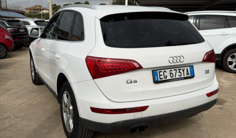 AUDI Q5 2.0 TDI pieno