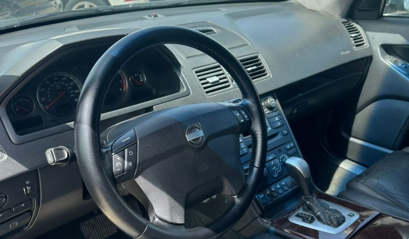 VOLVO XC 90 2.4 DIESEL pieno