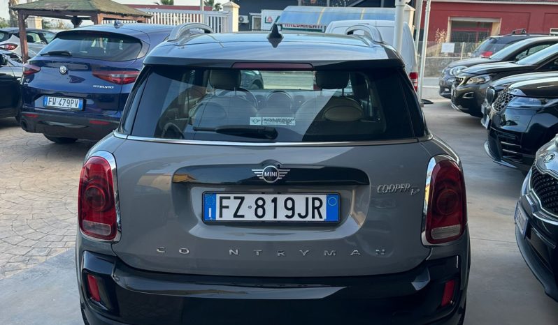 MINI COUNTRYMAN 2020 2.0 DIESEL pieno