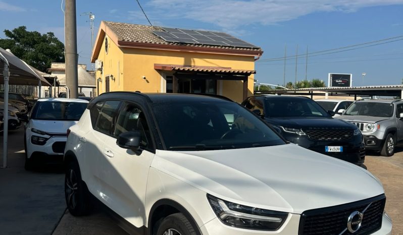 VOLVO XC40 R-DESIGN 2.0D pieno