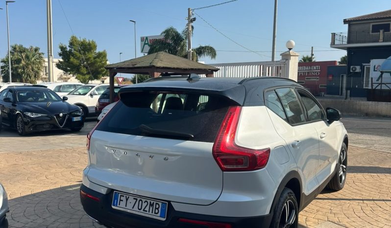 VOLVO XC40 R-DESIGN 2.0D pieno