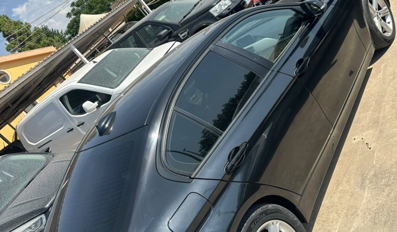 BMW 320D pieno