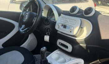 SMART FORFOUR 1.0 BENZ pieno